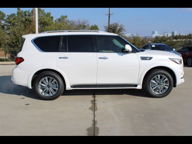 2024 INFINITI QX80 Luxe