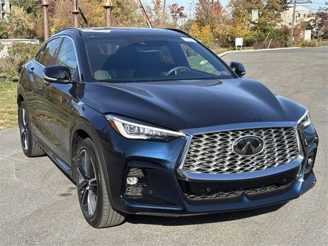 2024 INFINITI QX80 Premium Select