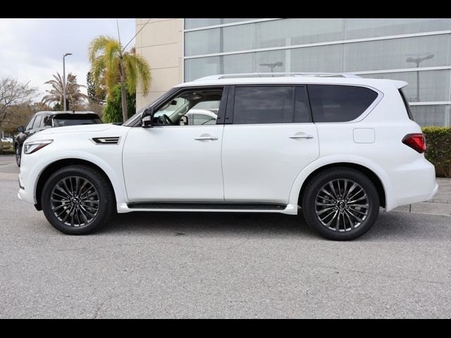 2024 INFINITI QX80 Premium Select