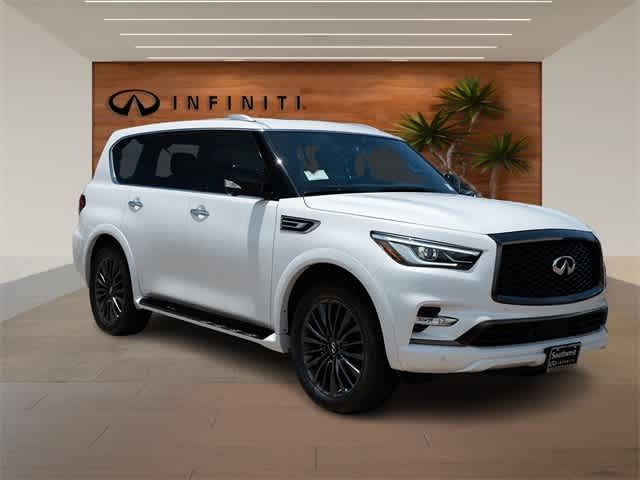 2024 INFINITI QX80 Premium Select