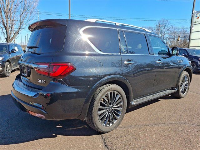 2024 INFINITI QX80 Premium Select