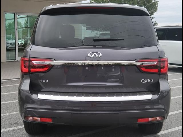 2024 INFINITI QX80 Premium Select