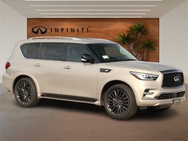 2024 INFINITI QX80 Premium Select