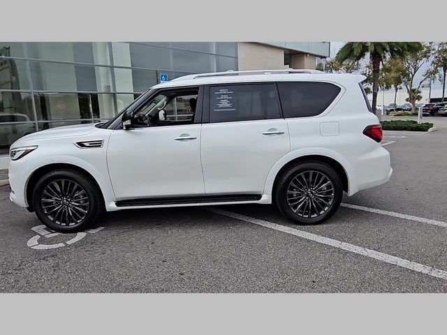 2024 INFINITI QX80 Premium Select