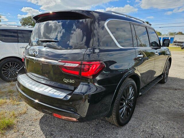 2024 INFINITI QX80 Premium Select