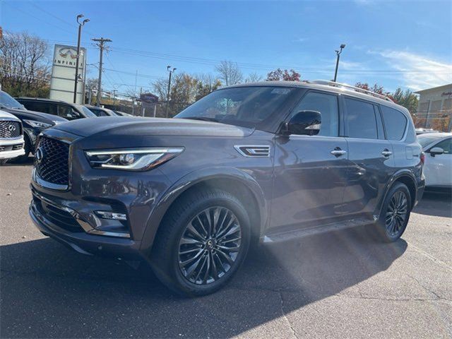 2024 INFINITI QX80 Premium Select