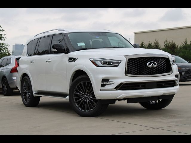 2024 INFINITI QX80 Premium Select