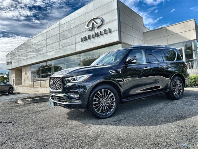 2024 INFINITI QX80 Premium Select