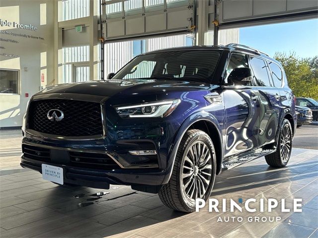 2024 INFINITI QX80 Premium Select