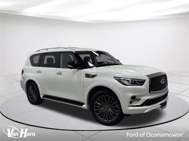 2024 INFINITI QX80 Premium Select