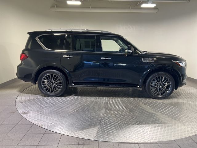 2024 INFINITI QX80 Premium Select