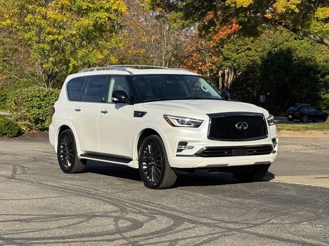 2024 INFINITI QX80 Premium Select