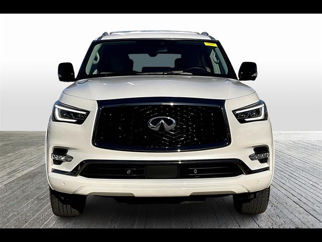 2024 INFINITI QX80 Premium Select