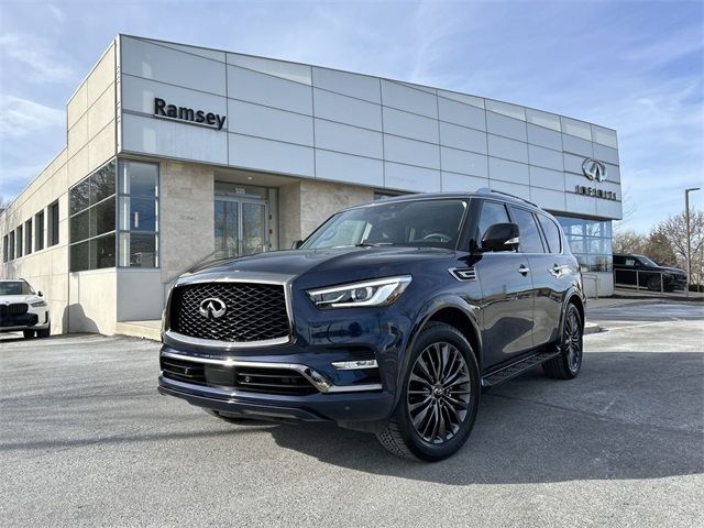 2024 INFINITI QX80 Premium Select