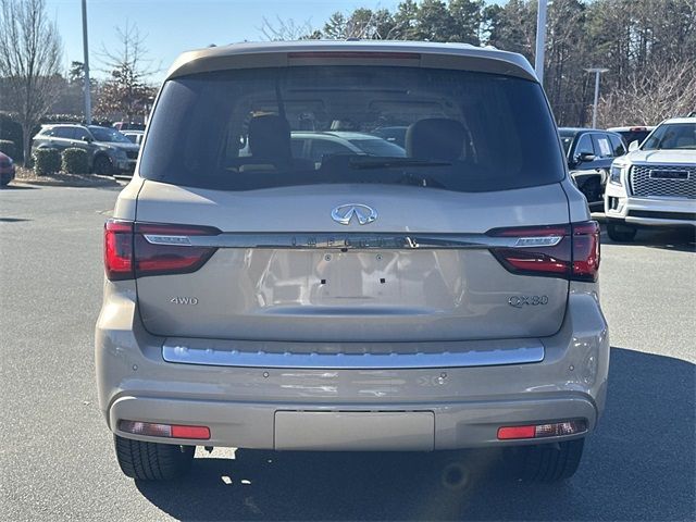 2024 INFINITI QX80 Premium Select