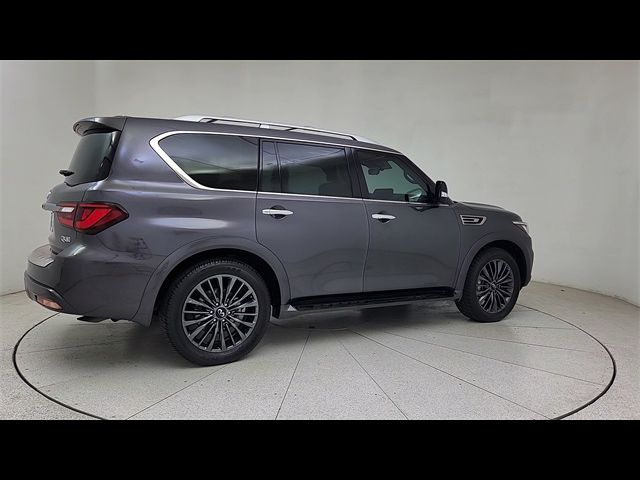 2024 INFINITI QX80 Premium Select