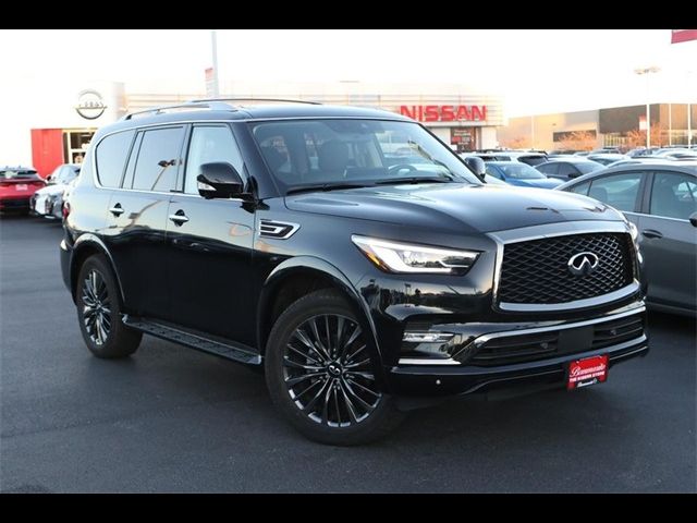 2024 INFINITI QX80 Premium Select