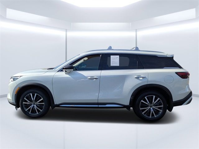 2024 INFINITI QX80 Premium Select