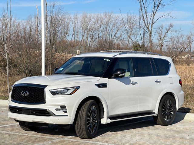 2024 INFINITI QX80 Sensory