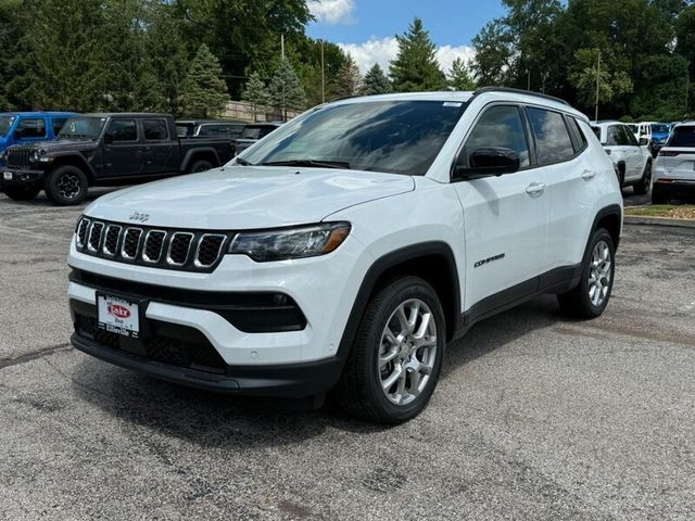 2024 Jeep Compass Latitude Lux