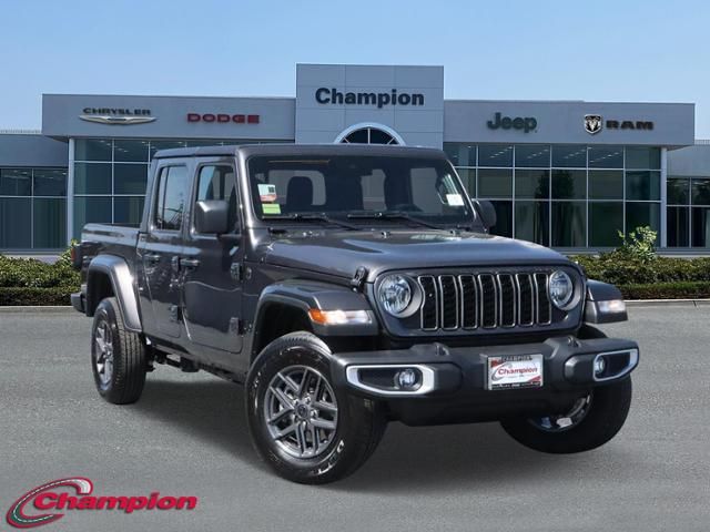 2024 Jeep Gladiator Sport S