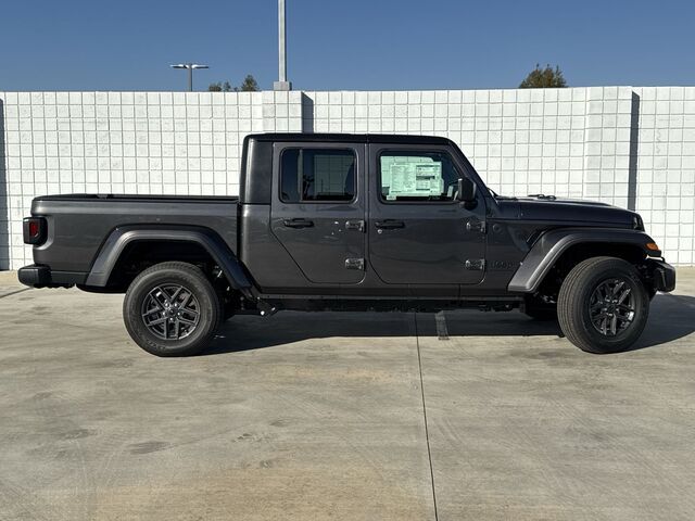 2024 Jeep Gladiator Sport S