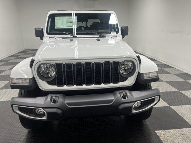 2024 Jeep Gladiator Sport S