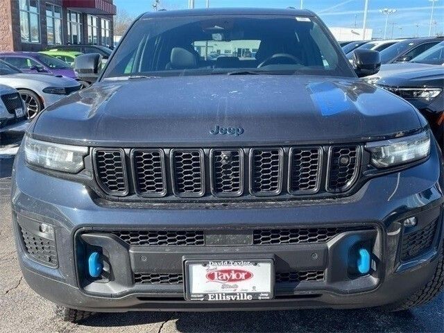 2024 Jeep Grand Cherokee 4xe Trailhawk