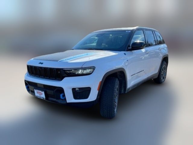 2024 Jeep Grand Cherokee 4xe Trailhawk