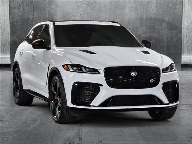 2024 Jaguar F-Pace SVR