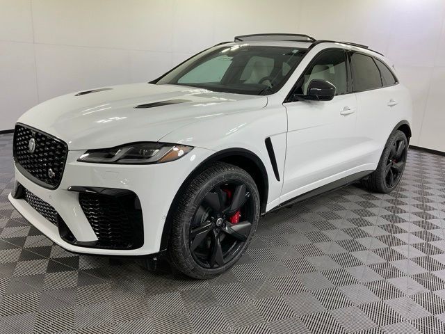 2024 Jaguar F-Pace SVR