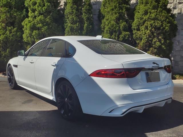 2024 Jaguar XF R-Dynamic SE