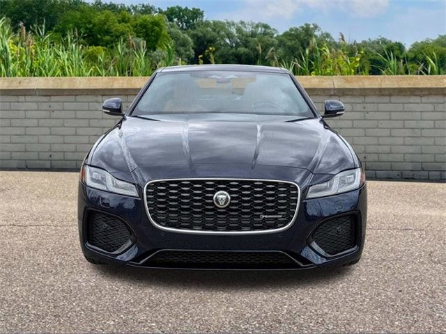 2024 Jaguar XF R-Dynamic SE