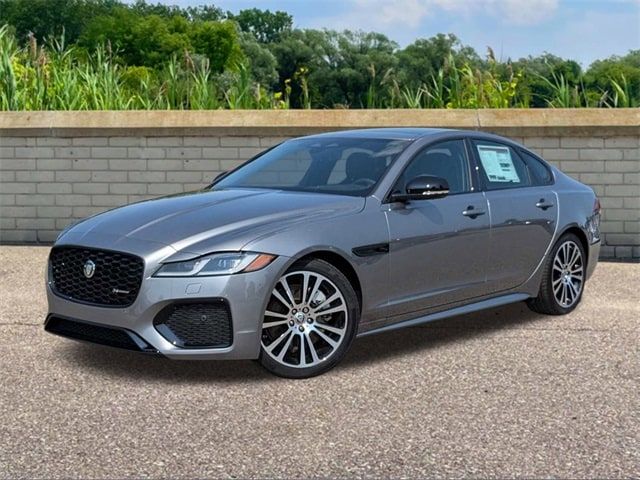 2024 Jaguar XF R-Dynamic SE