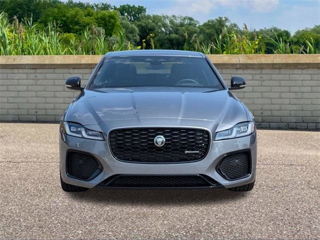 2024 Jaguar XF R-Dynamic SE