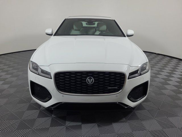 2024 Jaguar XF R-Dynamic SE