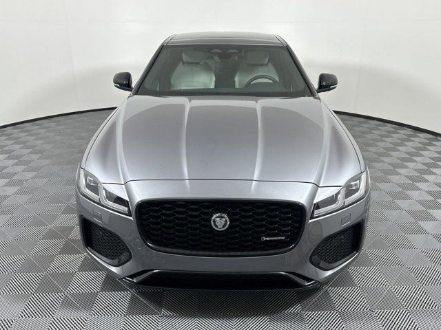 2024 Jaguar XF R-Dynamic SE