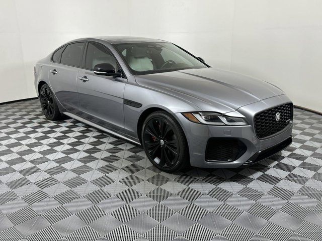 2024 Jaguar XF R-Dynamic SE