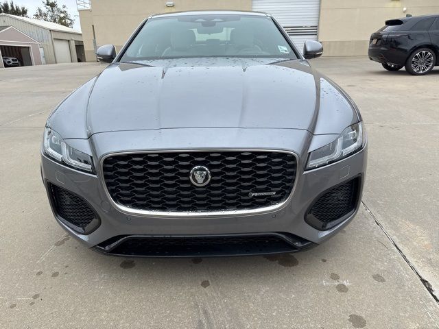 2024 Jaguar XF R-Dynamic SE