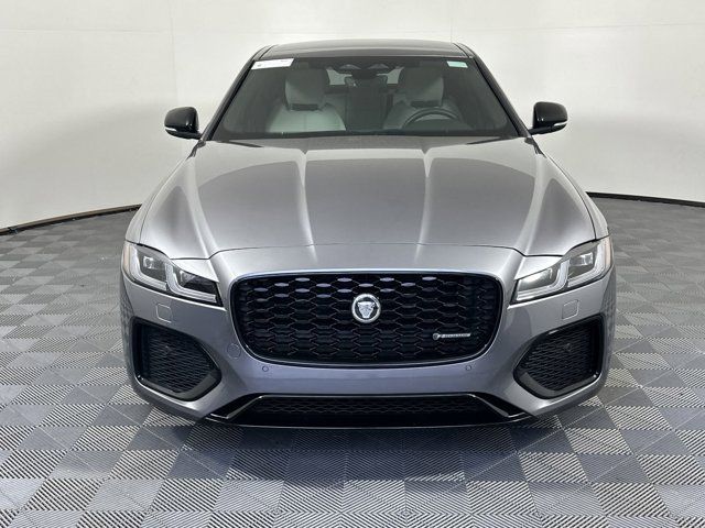 2024 Jaguar XF R-Dynamic SE