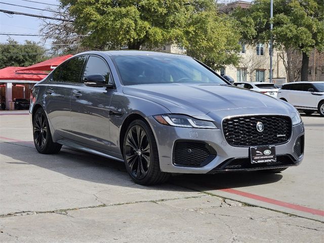 2024 Jaguar XF R-Dynamic SE