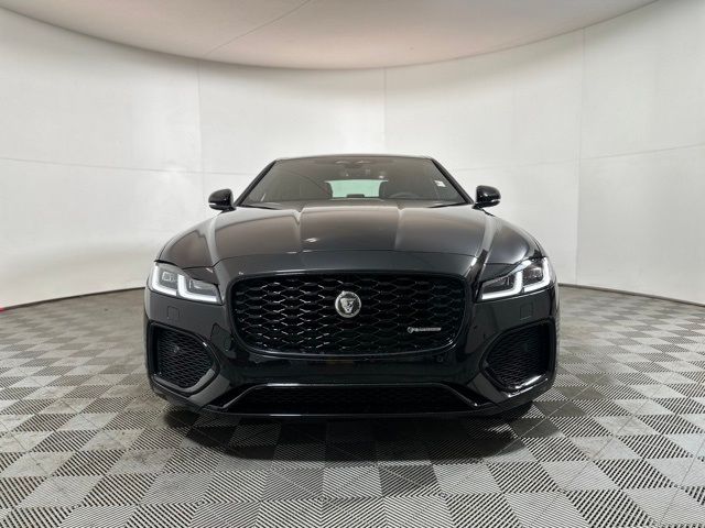 2024 Jaguar XF R-Dynamic SE