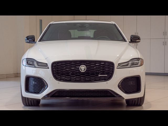 2024 Jaguar XF R-Dynamic SE