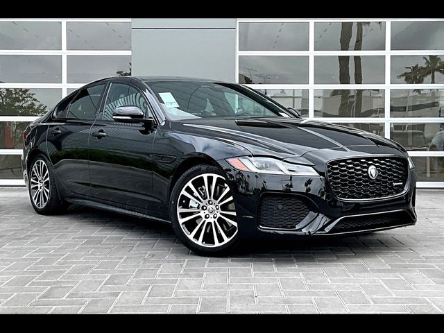 2024 Jaguar XF R-Dynamic SE