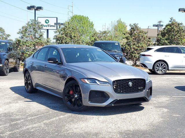 2024 Jaguar XF R-Dynamic SE