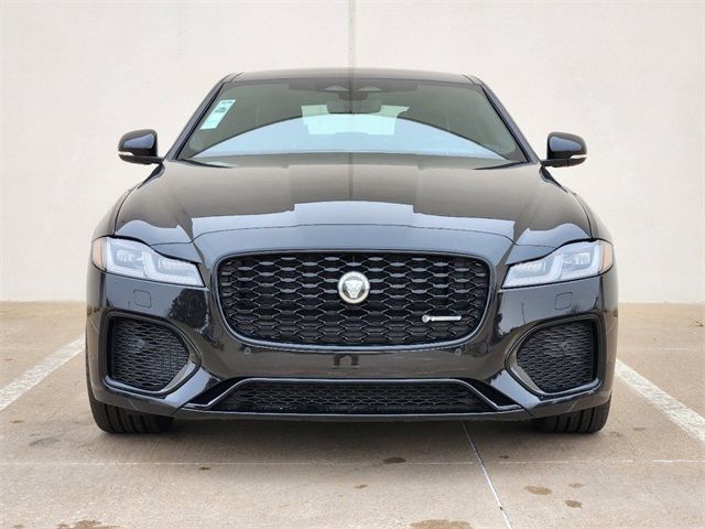 2024 Jaguar XF R-Dynamic SE