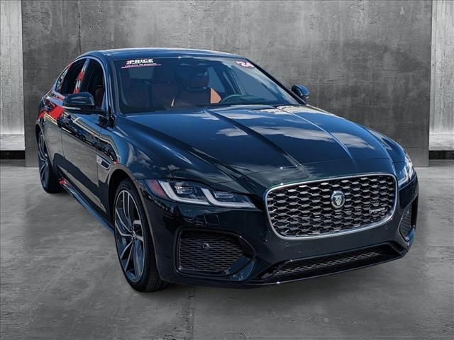 2024 Jaguar XF R-Dynamic SE