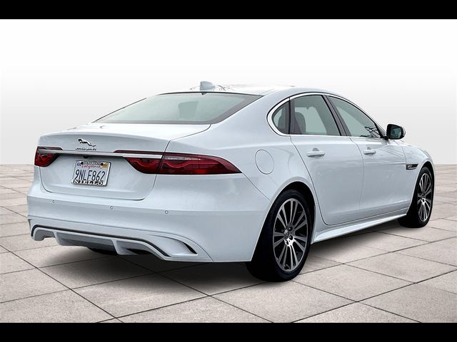 2024 Jaguar XF R-Dynamic SE