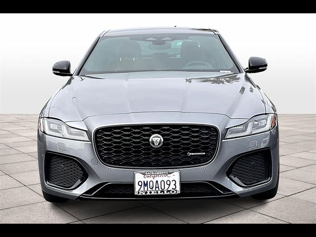 2024 Jaguar XF R-Dynamic SE