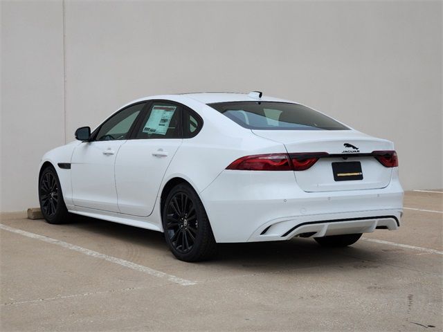 2024 Jaguar XF R-Dynamic SE